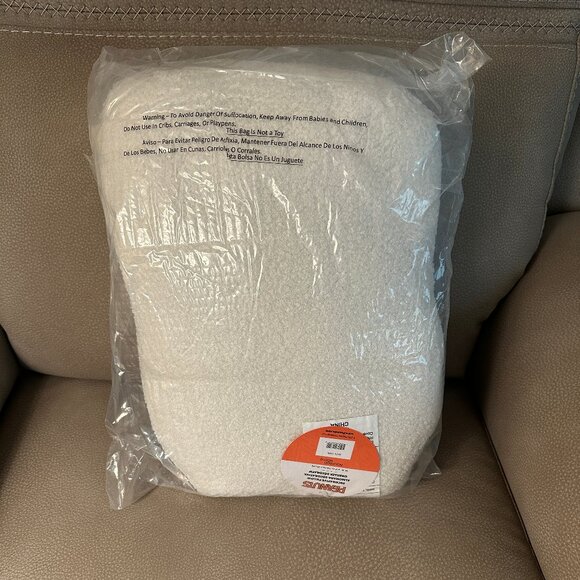 VHTF Peanuts SNOOPY in a PUFFER SWEATER 14 x 17" Sherpa Pillow NWT - Picture 3 of 3